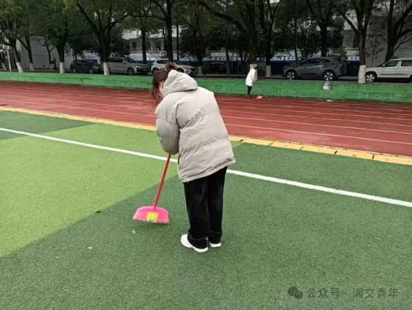 b3aad0858cdb6faa9d5d084ba5e5958.jpg